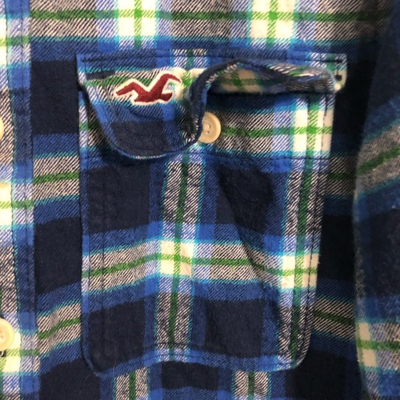 Hollister Flannel Button Down Green Blue Plaid Shirt size Medium - Picture 3 of 8